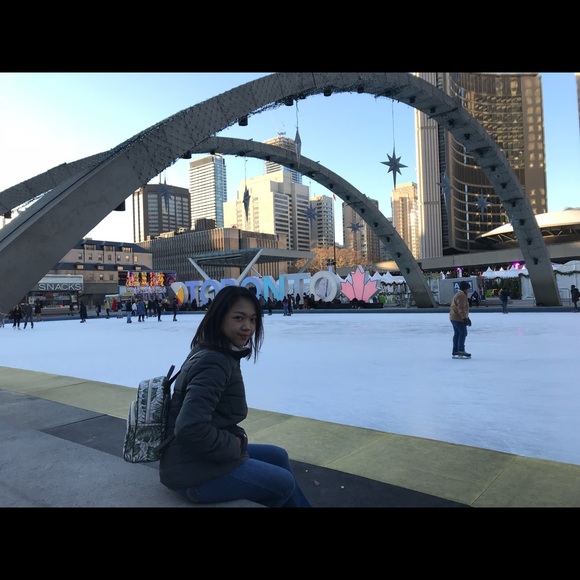 Meet your Posher, Rushia - Picture 1 of 1